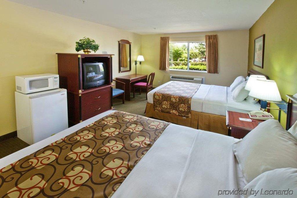 Country Hearth Inn Of Knightdale Номер фото