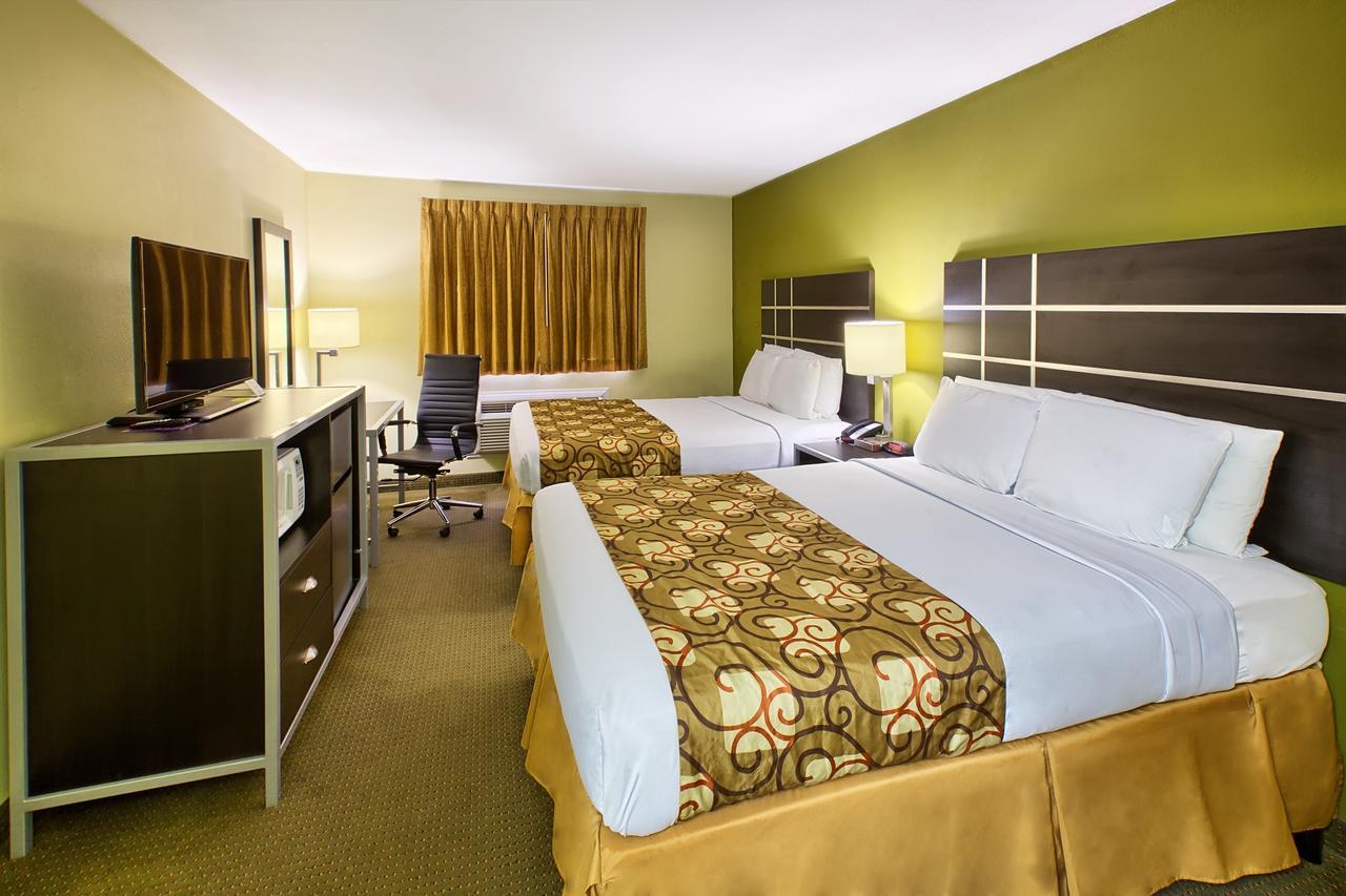 Country Hearth Inn Of Knightdale Екстер'єр фото