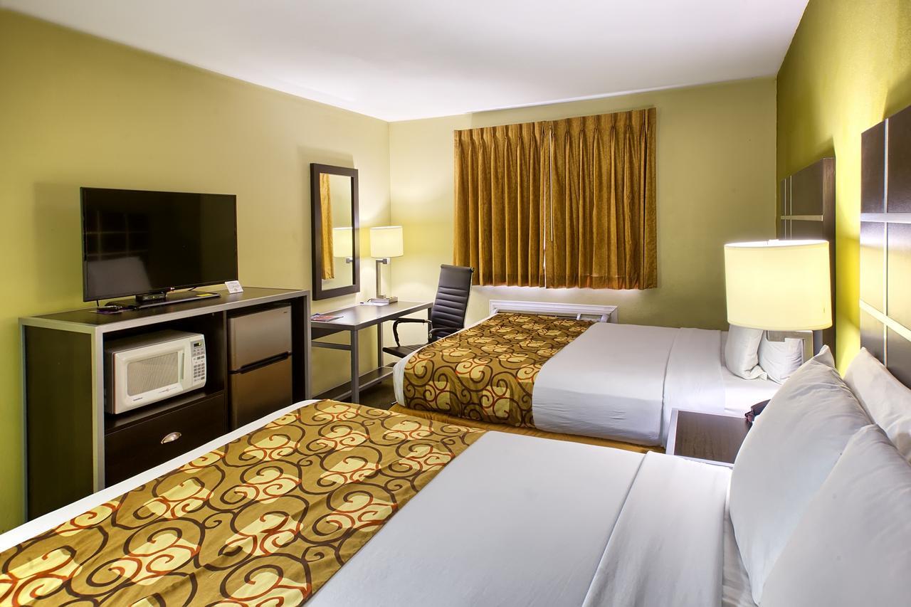 Country Hearth Inn Of Knightdale Екстер'єр фото